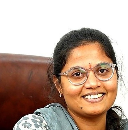 Naveena Ailapuram – Embryologist, Mother Hospitals